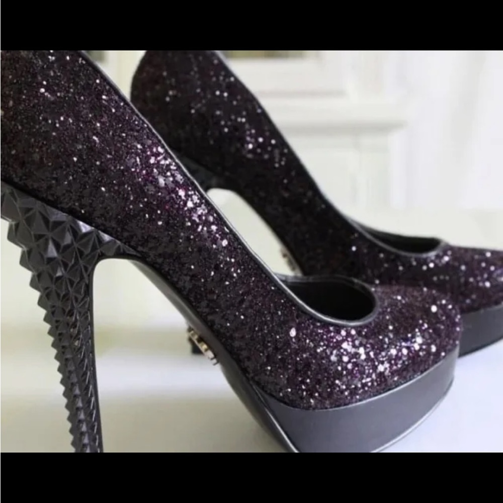 Rachel Roy Dark Purple Sparkle Pumps, Size 6.